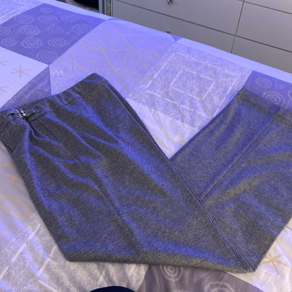 Grey with zig zag wide leg pants